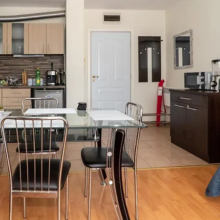 Apartament Fort 阳光海滩