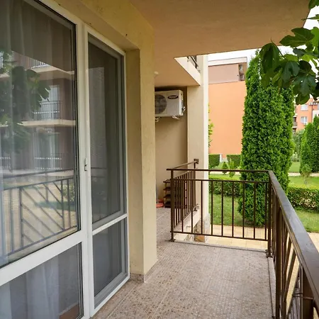 Apartament Fort * ساني بيتش